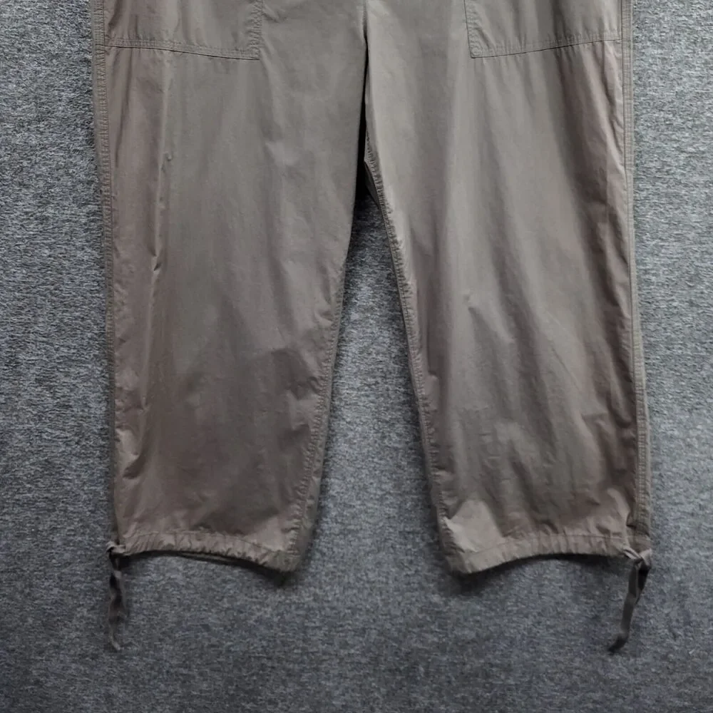 Tommy Bahama Pants Women's 16 Gray Snappy Poplin Crop Relax Fit NWT (MSRP $88) - Picture 3 of 11